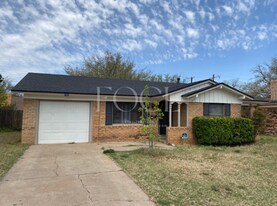 5316 45th St in Lubbock, TX - Building Photo