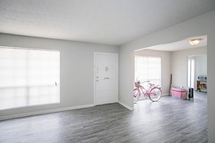 Highland Hills in Rossville, GA - Building Photo