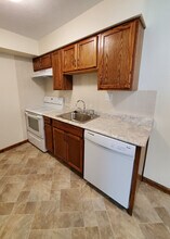 2227 Seaman St, Unit #1 in Toledo, OH - Building Photo - Building Photo