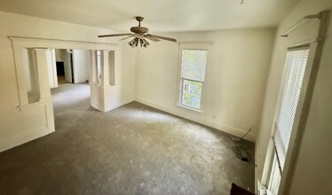 3201 Emerson Ave S in Minneapolis, MN - Building Photo - Building Photo