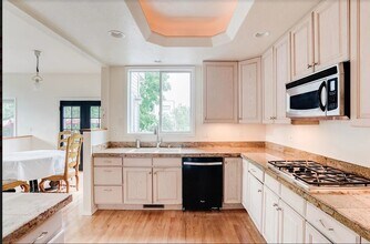 995 Quince Ave in Boulder, CO - Building Photo - Building Photo