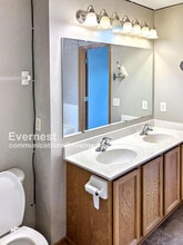 817 Bent Oak Dr in Columbus, OH - Building Photo - Building Photo