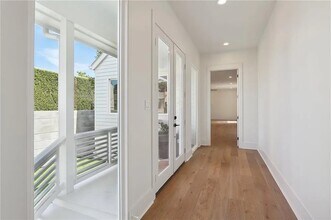 933 Terpsichore St in New Orleans, LA - Building Photo - Building Photo