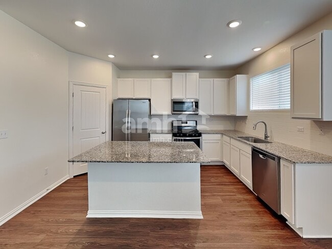 188 Pebble Creek Run in New Braunfels, TX - Building Photo - Building Photo