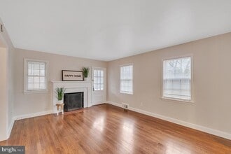 440 N Nelson St in Arlington, VA - Building Photo - Building Photo