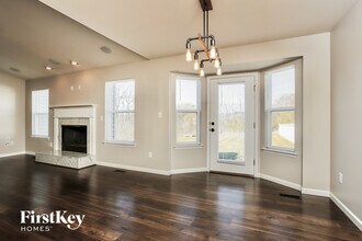 283 Cambridgeshire Ct in St. Peters, MO - Building Photo - Building Photo