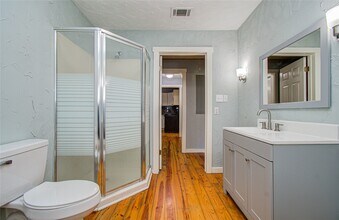 15510 Cypress Garden Dr in Tomball, TX - Building Photo - Building Photo