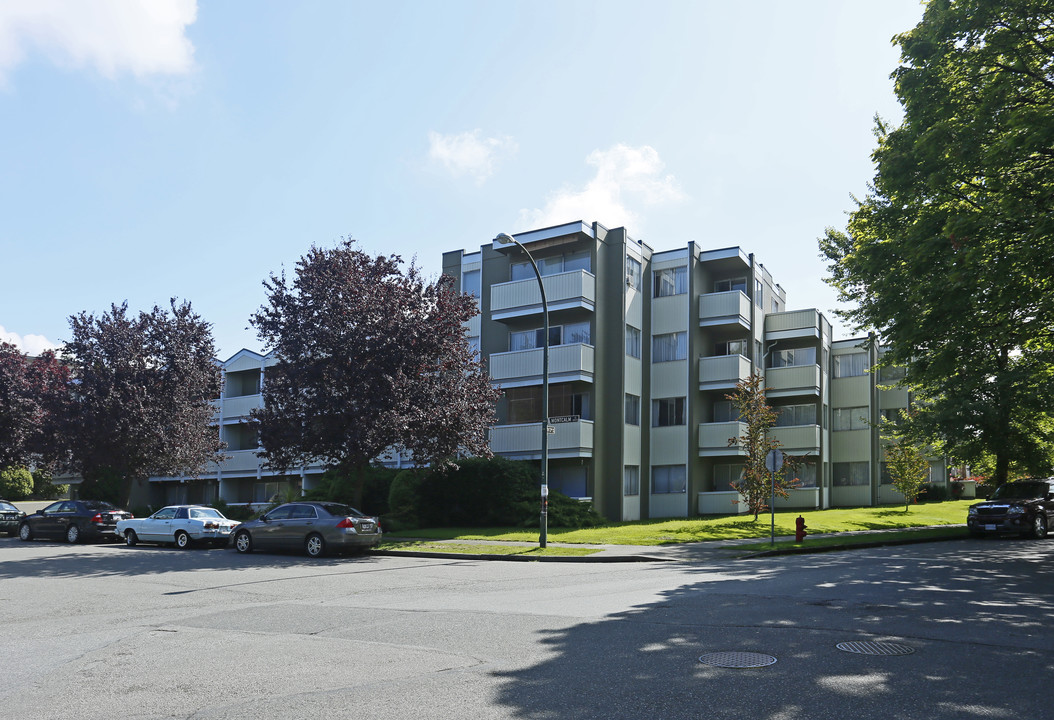 Cedarhurst Manor in Vancouver, BC - Building Photo