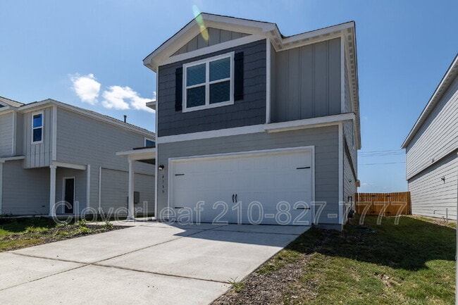 4135 Trail de Paris in New Braunfels, TX - Building Photo - Building Photo