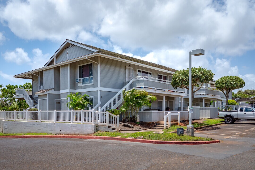 Kuani Hillside in Waipahu, HI - Foto de edificio