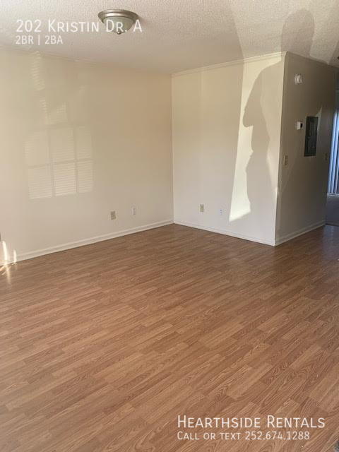 202 Kristin Dr in Greenville, NC - Building Photo - Building Photo