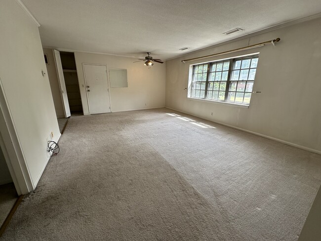 property at 117 Lake Shore Rd