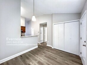 7593 Lilly Dr in Southaven, MS - Building Photo - Building Photo