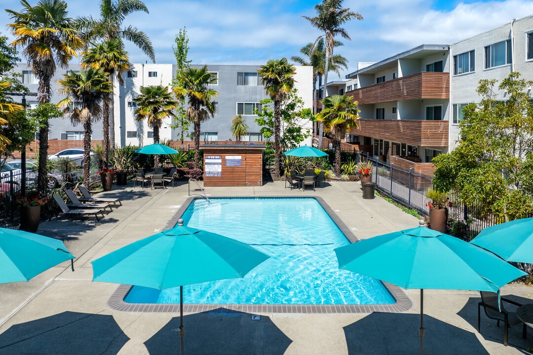 RICA VISTA in Alameda, CA - Foto de edificio
