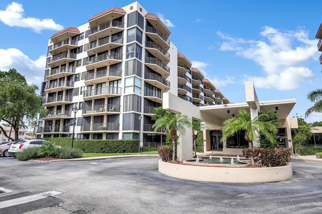 899 Jeffery St-Unit -602 in Boca Raton, FL - Building Photo
