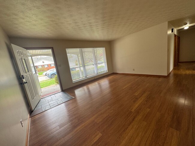 4 Belhaven Dr in Springfield, IL - Building Photo - Building Photo