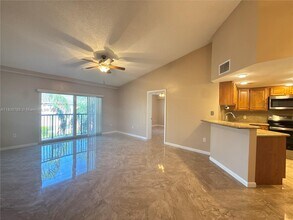 2033 SE 10th Ave in Fort Lauderdale, FL - Building Photo - Building Photo