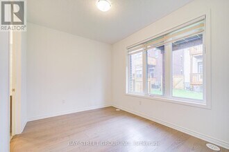 4041 Saida St in Mississauga, ON - Building Photo - Building Photo