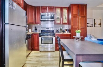 397 1st St in Jersey City, NJ - Building Photo - Building Photo