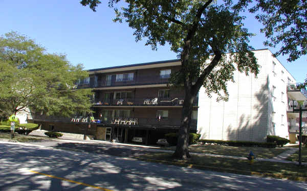 Flossmoor Apartments in Flossmoor, IL - Building Photo