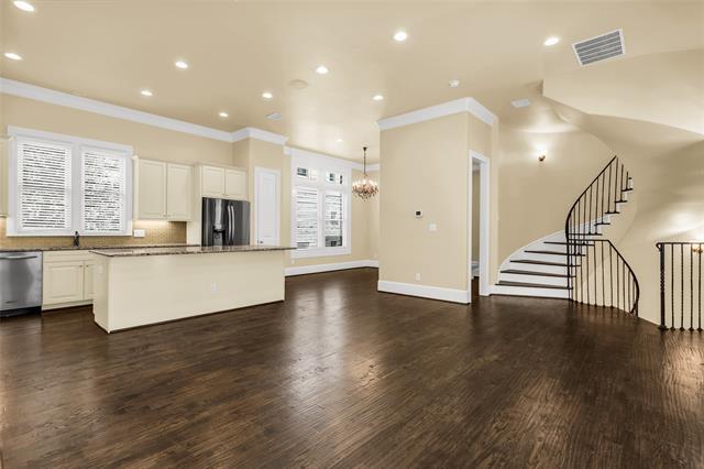 property at 3581 Dunminster Ct