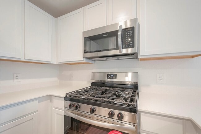 property at 1491 Las Cuevas Dr