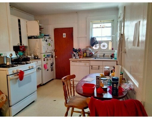 4 Sherman St-Unit -2 in Cambridge, MA - Building Photo - Building Photo