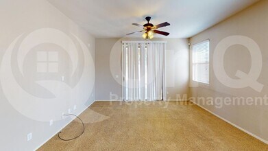 11924 W Cypress St in Avondale, AZ - Building Photo - Building Photo