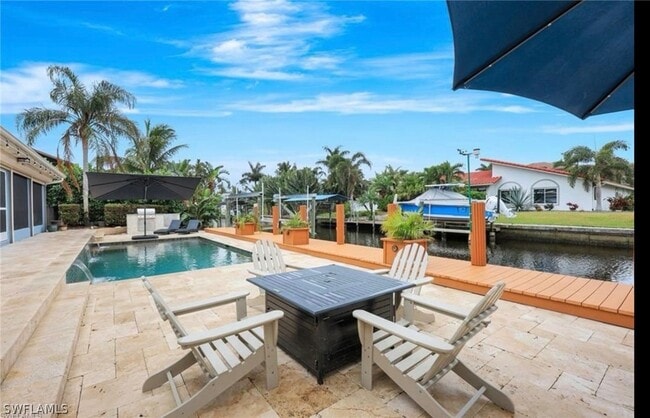 property at 27098 Harbor Dr