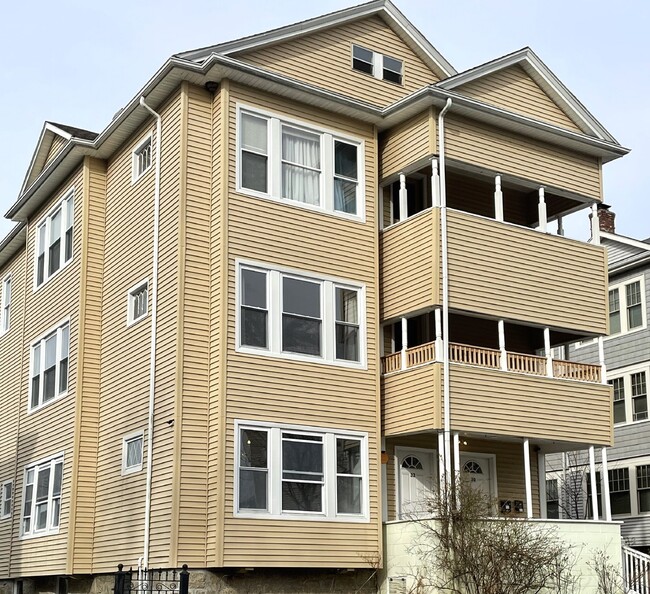property at 32 Loxwood St