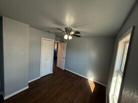 3911 Orlando Ct in Dallas, TX - Building Photo