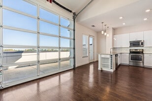 VENUE ON 16TH in Denver, CO - Building Photo