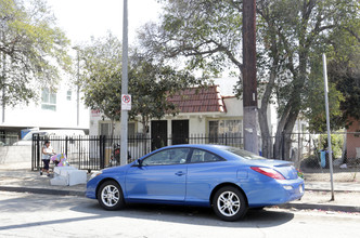 14836 Delano St in Van Nuys, CA - Building Photo - Building Photo