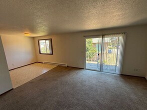 3779 Iberis St NE in Salem, OR - Building Photo - Building Photo