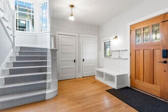 1516 NW 25th Ave in Portland, OR - Building Photo - Building Photo