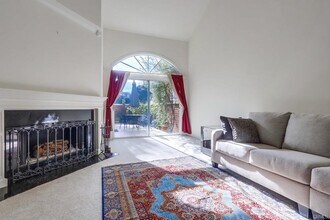 6172 Eaglecrest Dr in Huntington Beach, CA - Building Photo - Building Photo