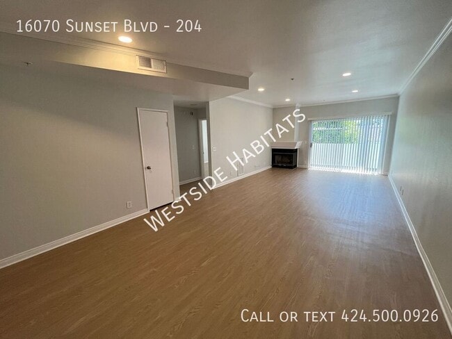 16070 W Sunset Blvd