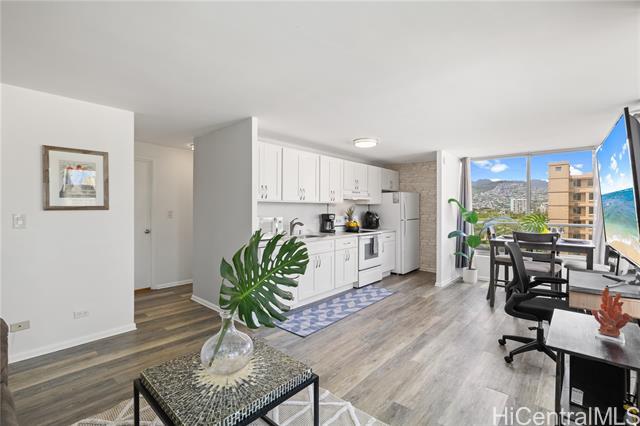 property at 2421 Tusitala St