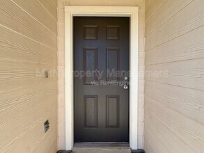 9011 Timber Hunt in San Antonio, TX - Building Photo - Building Photo