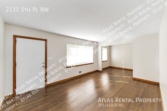 2131 5th Pl NW in Center Point, AL - Foto de edificio - Building Photo