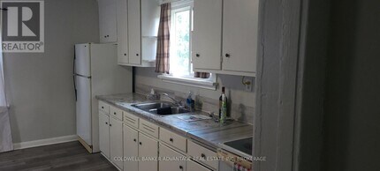 14 Albert St in Welland, ON - Building Photo - Building Photo