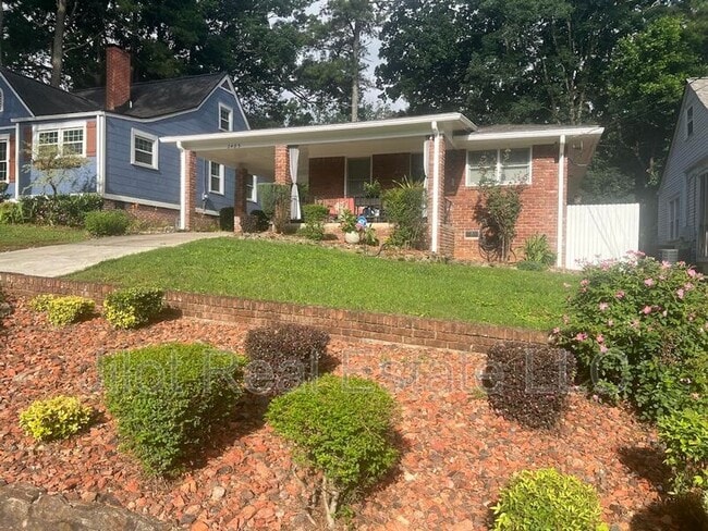 property at 2485 Jefferson Terrace