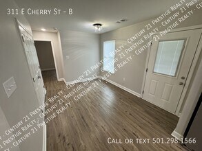 311 E Cherry St in Lonoke, AR - Building Photo - Building Photo