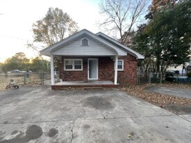 710 E Chestnut St in Goldsboro, NC - Building Photo