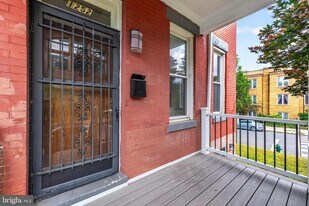 1252 E St NE in Washington, DC - Building Photo