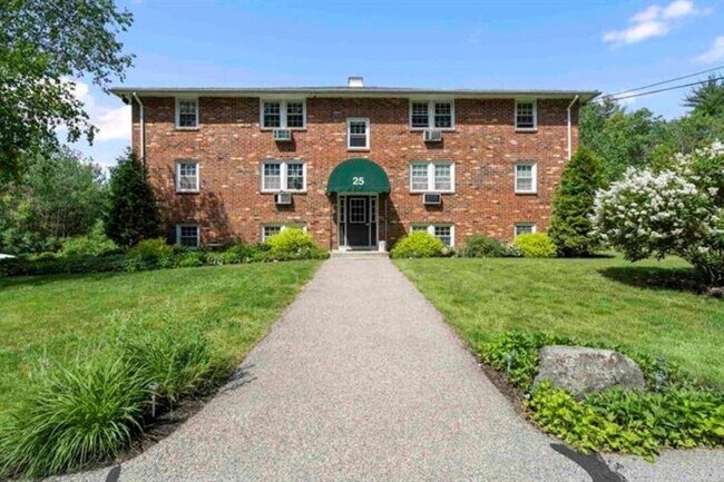 25 Ernest Ave, Unit 9 in Exeter, NH - Building Photo - Building Photo
