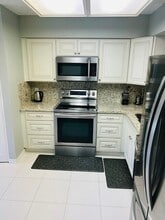 14527 Bonaire Blvd in Delray Beach, FL - Building Photo - Building Photo