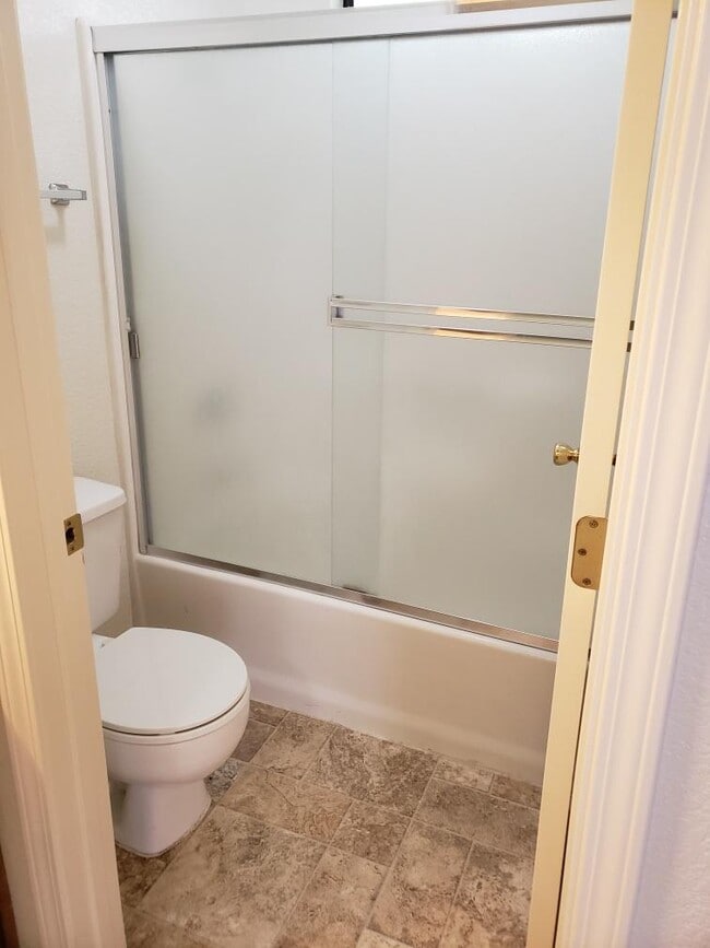 property at 2506 N Walnut Rd