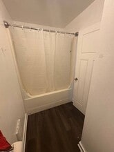 608 Mark St in Granger, WA - Building Photo - Building Photo