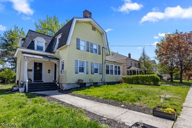 property at 37 S Union Ave